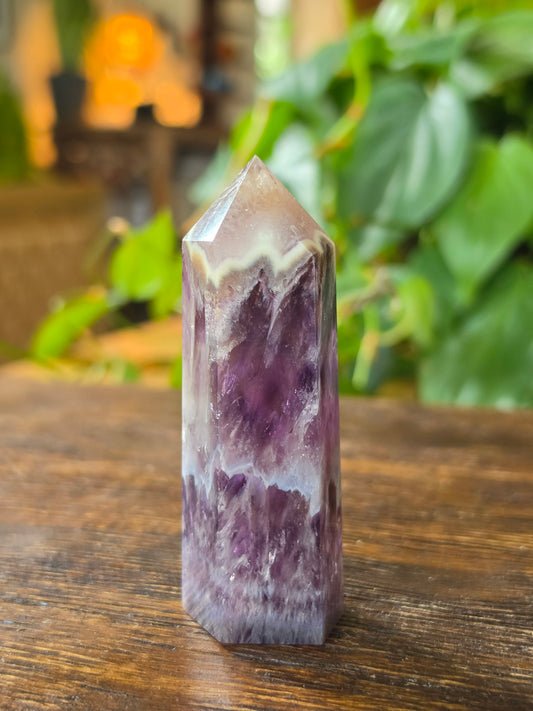 Chevron Amethyst Point