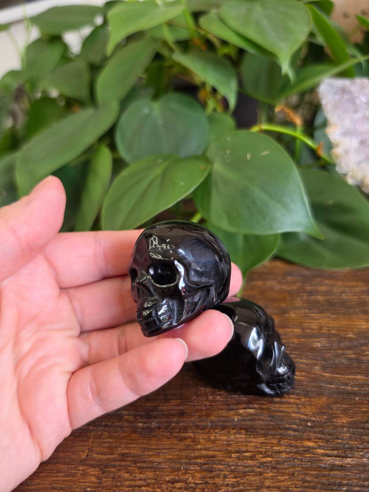 Obsidian Crystal Skull Carving (One Piece)