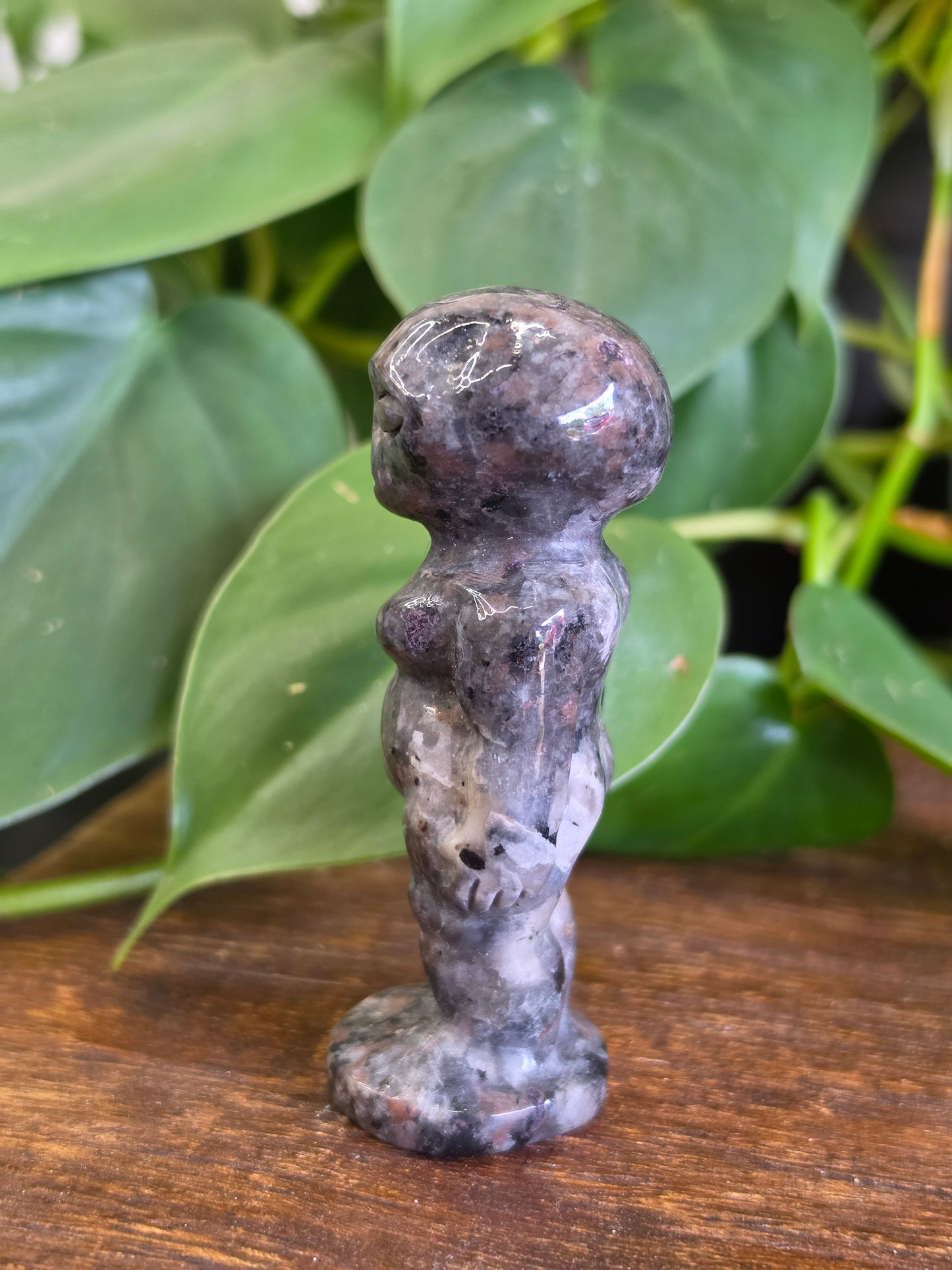 UV Reactive Sodalite Yooperlite Alien Carving "A"