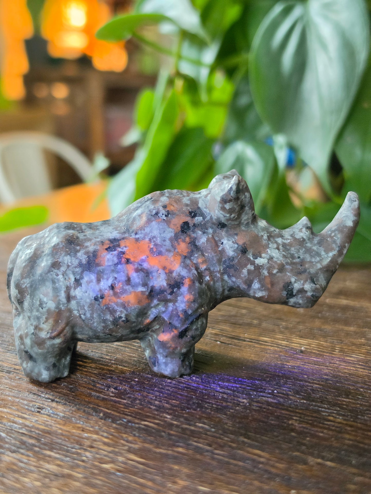 UV Reactive Sodalite "Yooperlite" Rhino Carving