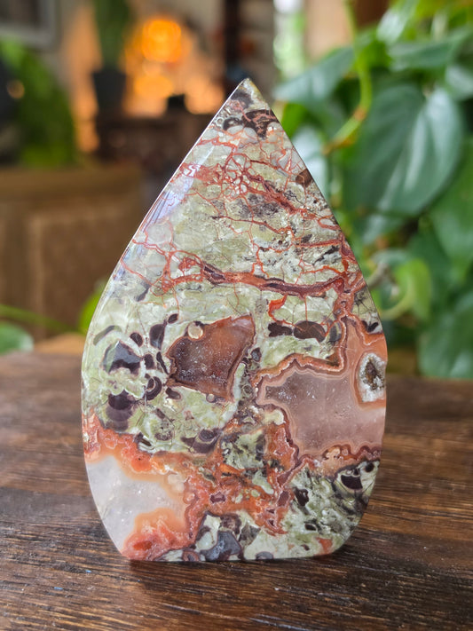 Money Agate Flipper Carving "A"