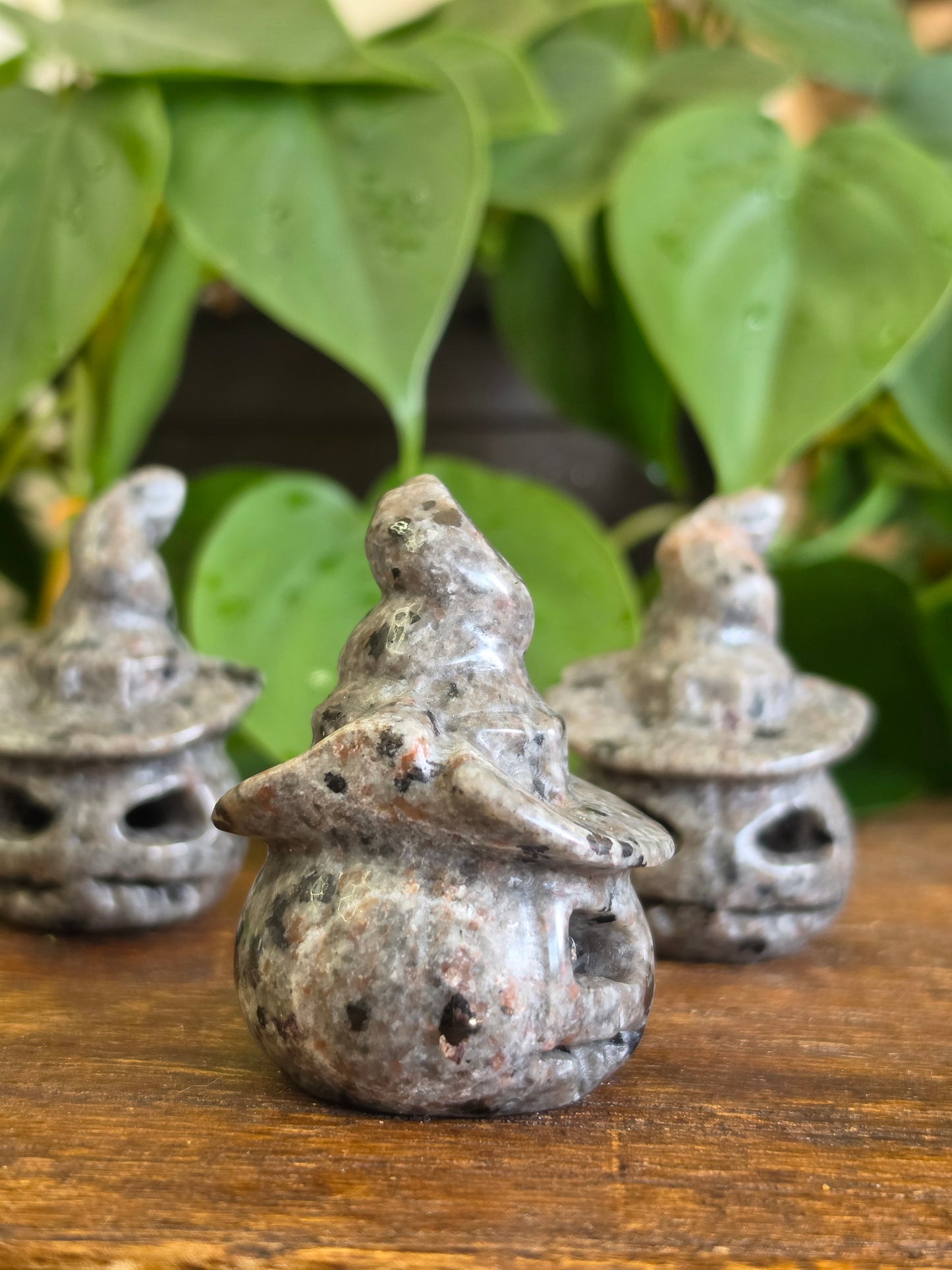 UV Reactive Sodalite Yooperlite Jack O Lantern Carving (One Piece)