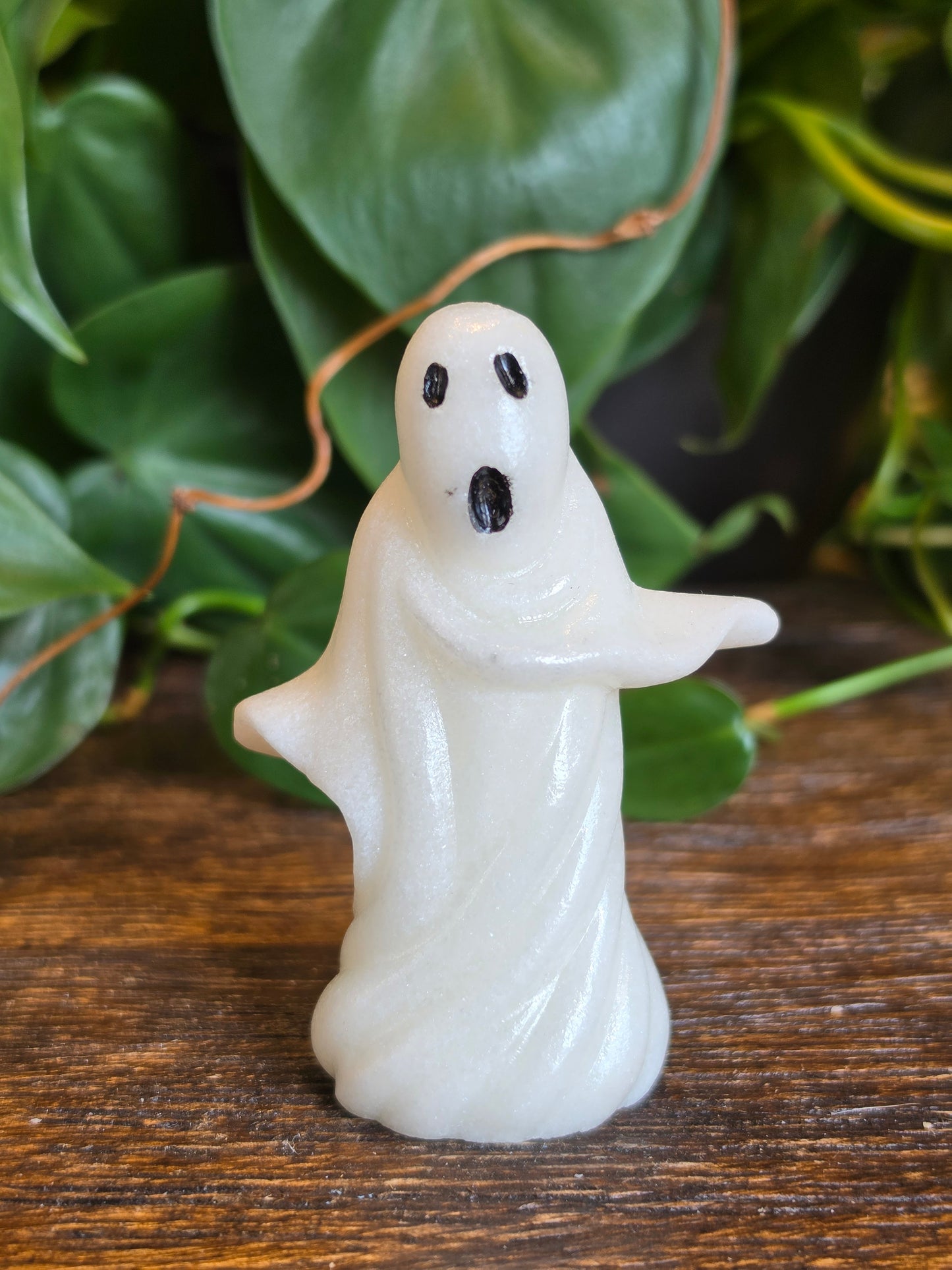 Calcite Marble Crystal Halloween Ghost Carving (One Piece)