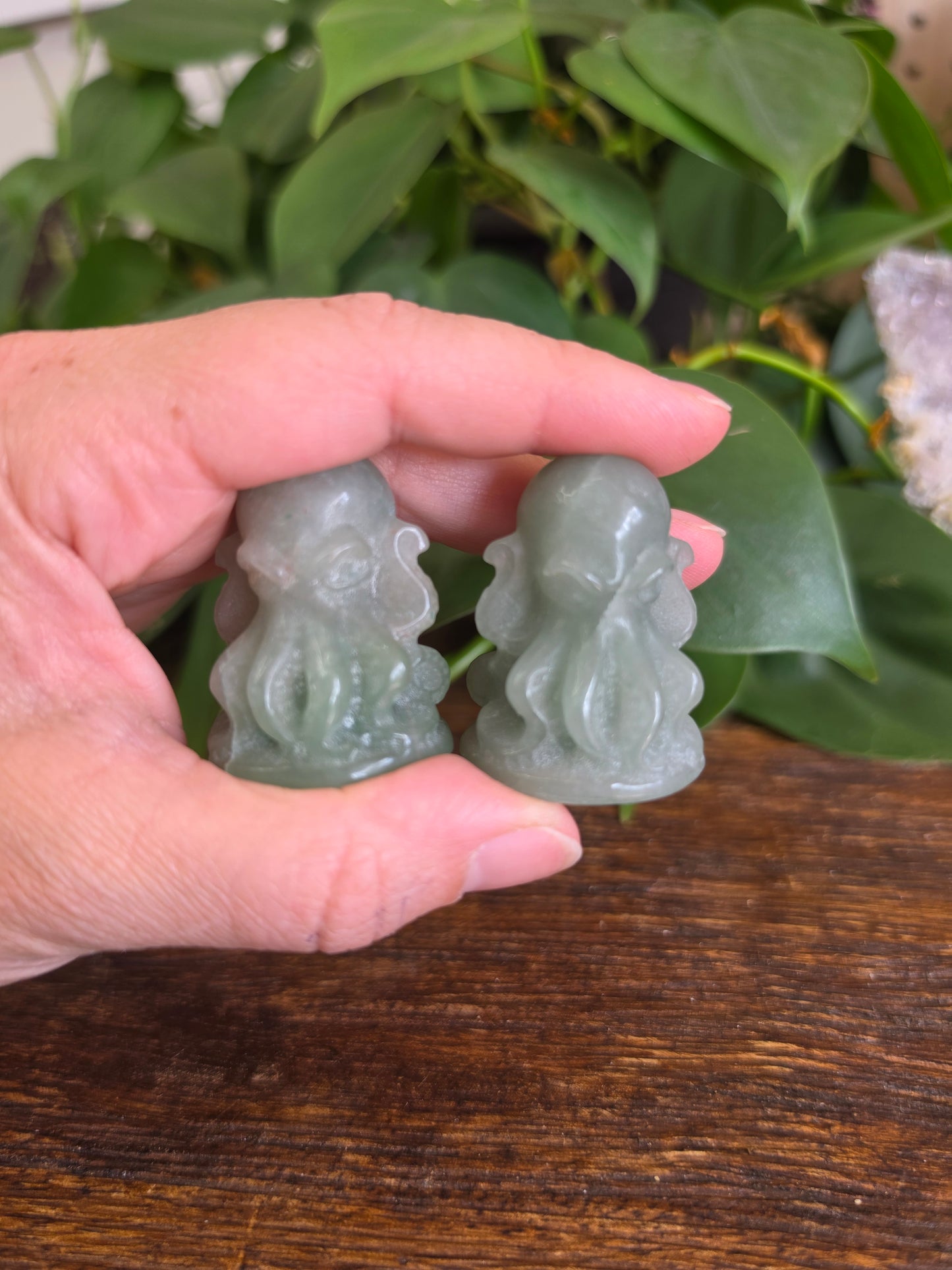 Green Aventurine Crystal Octopus Kracken Carving (One Piece)