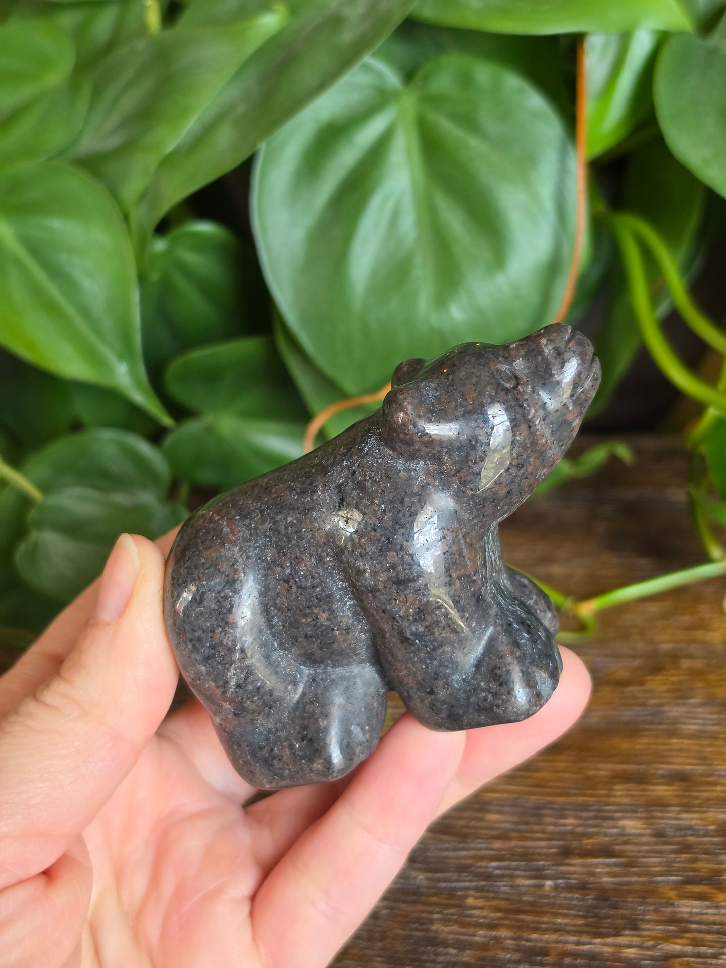 UV Reactive Sodalite Crystal Bear Carving