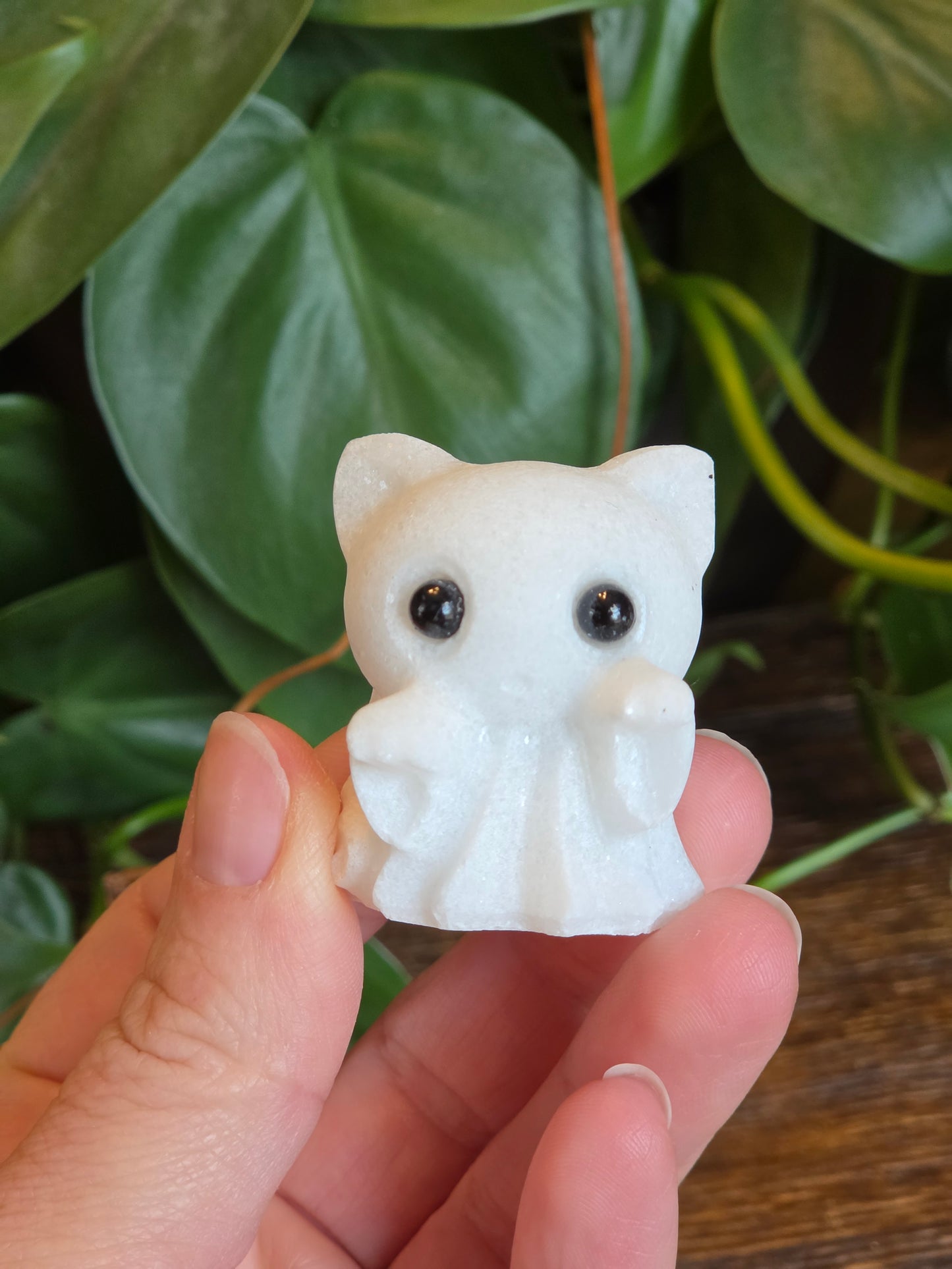 Calcite Marble Crystal Cat Ghost Halloween Carving (One Piece)