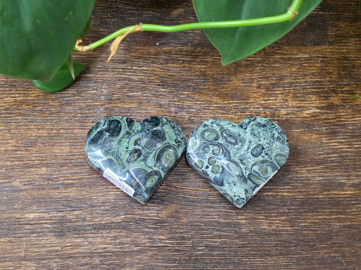 Kambaba Crystal Heart Carving