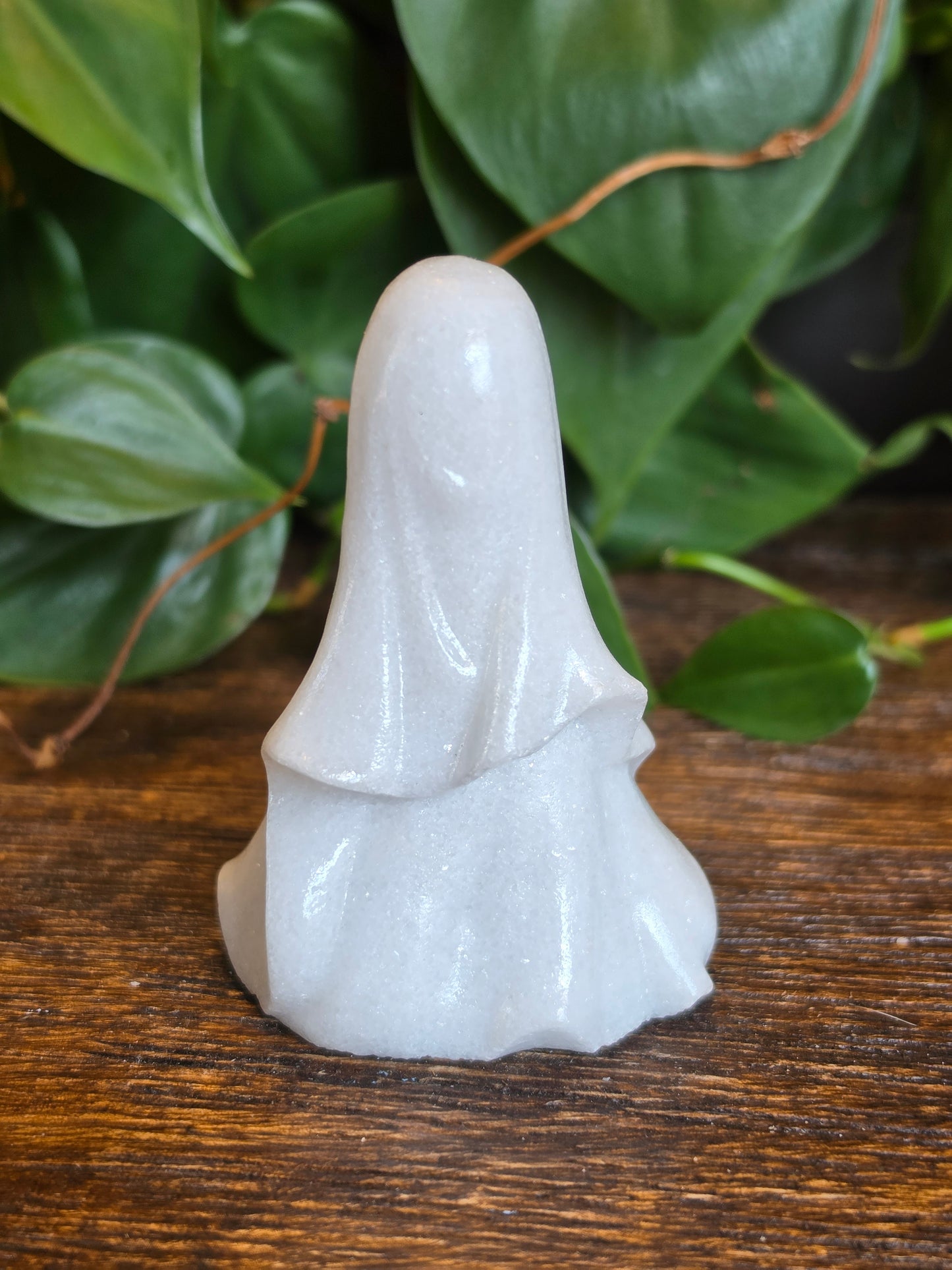 Calcite Marble Crystal Halloween Ghost Carving (One Piece)