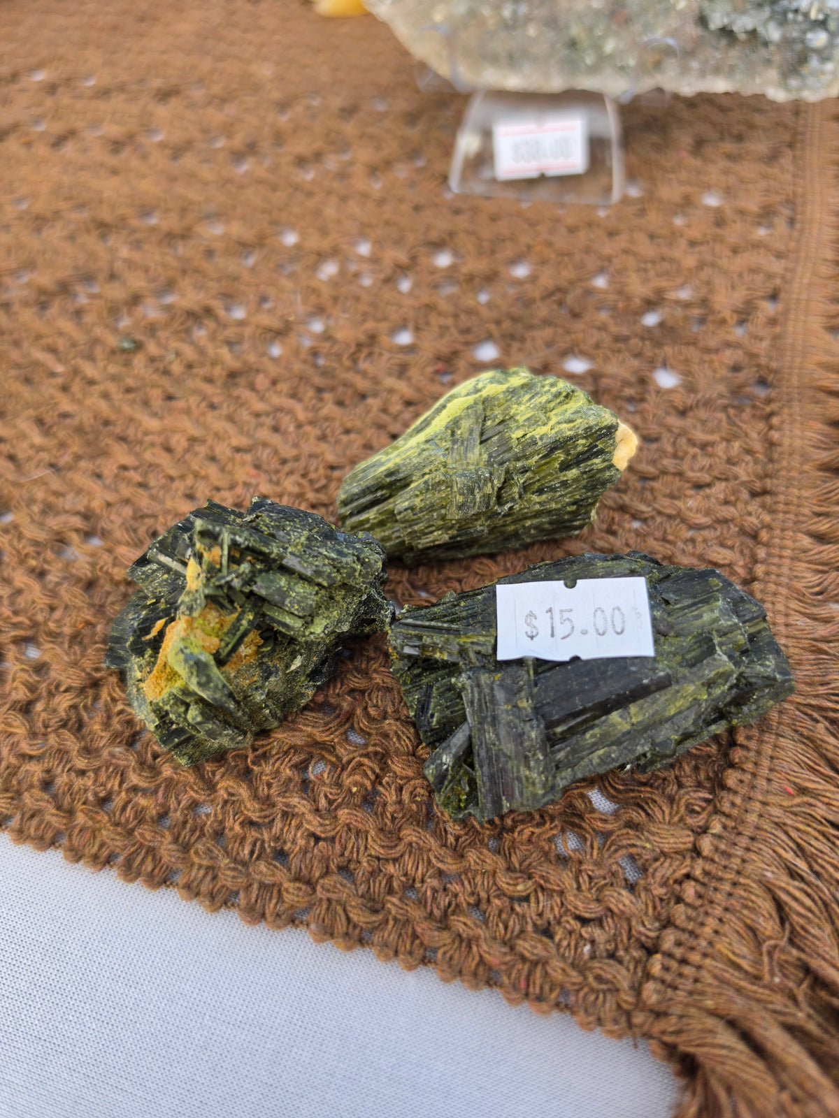 Medium Epidote